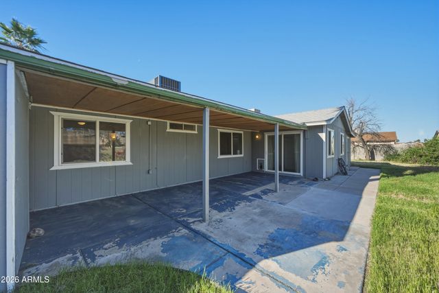 2820 E Inverness Avenue, Mesa, AZ 85204