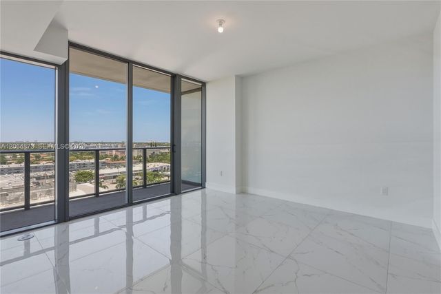 1170 E HALLANDALE BEACH 904, Hallandale Beach, FL 33009