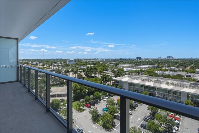 1170 E HALLANDALE BEACH 904, Hallandale Beach, FL 33009