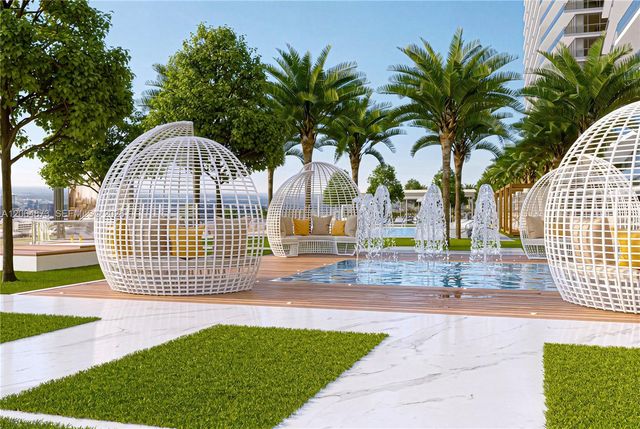 1170 E HALLANDALE BEACH 904, Hallandale Beach, FL 33009