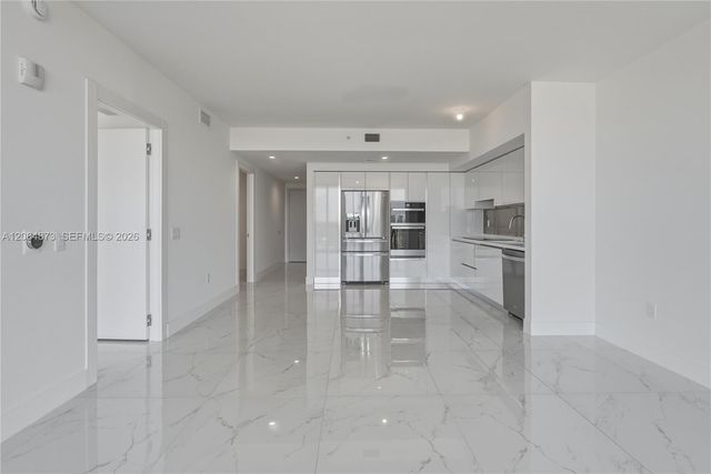 1170 E HALLANDALE BEACH 904, Hallandale Beach, FL 33009