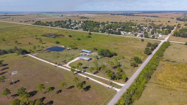 1075 SW Rucks Dairy Road, Okeechobee, FL 34974