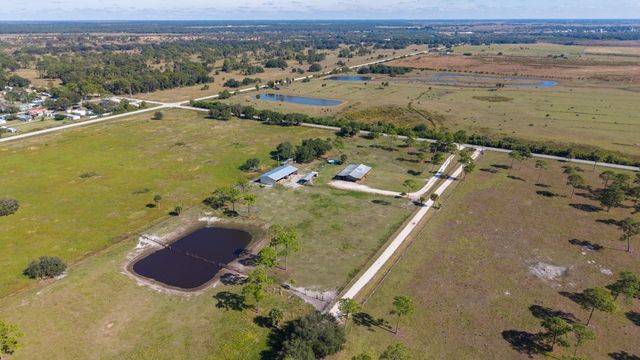1075 SW Rucks Dairy Road, Okeechobee, FL 34974