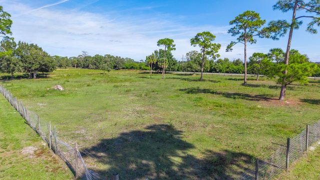 1075 SW Rucks Dairy Road, Okeechobee, FL 34974