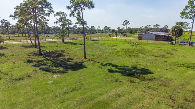 1075 SW Rucks Dairy Road, Okeechobee, FL 34974