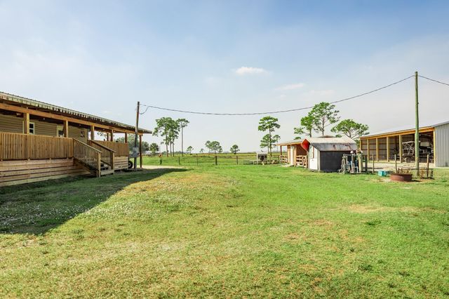 1075 SW Rucks Dairy Road, Okeechobee, FL 34974