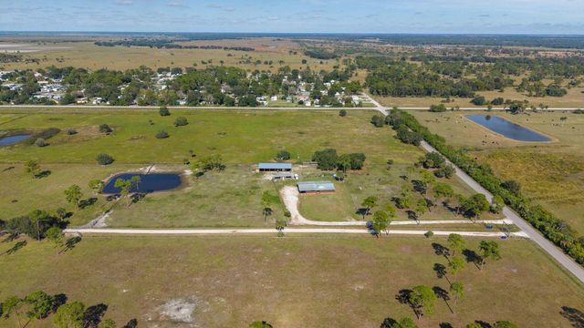 1075 SW Rucks Dairy Road, Okeechobee, FL 34974