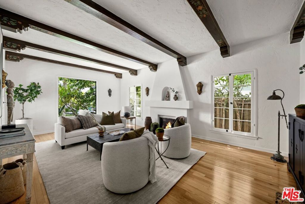 6410 Drexel Avenue, Los Angeles, CA 90048