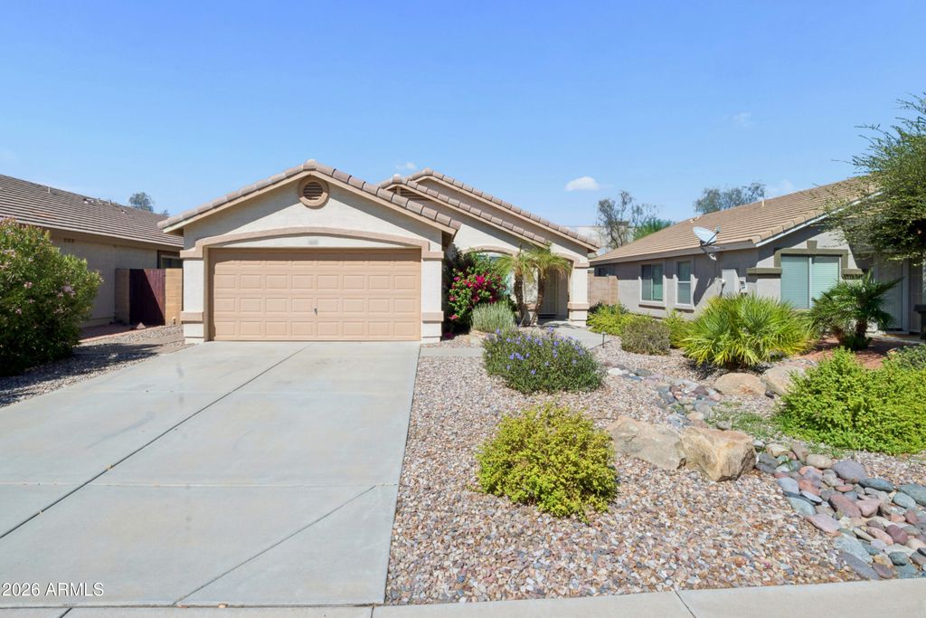 16606 W POST Drive, Surprise, AZ 85388 — photo 3