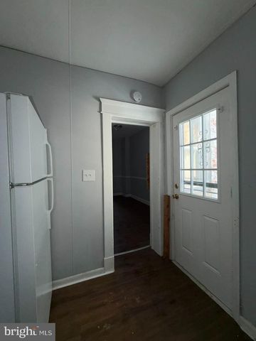 1083 ELLICOTT DRWY, Baltimore, MD 21216