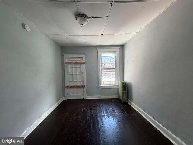 1083 ELLICOTT DRWY, Baltimore, MD 21216