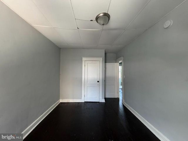 1083 ELLICOTT DRWY, Baltimore, MD 21216