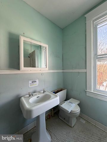 1083 ELLICOTT DRWY, Baltimore, MD 21216