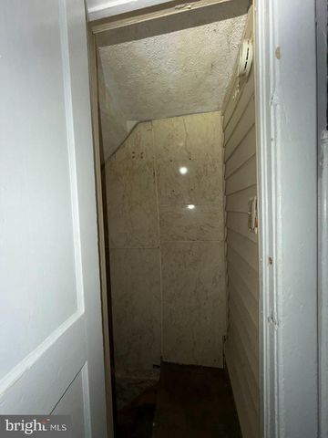 1083 ELLICOTT DRWY, Baltimore, MD 21216