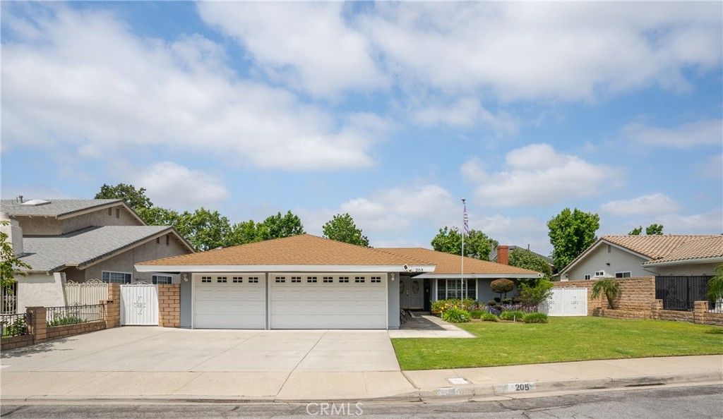 205 N Rimhurst, Covina, CA 91724