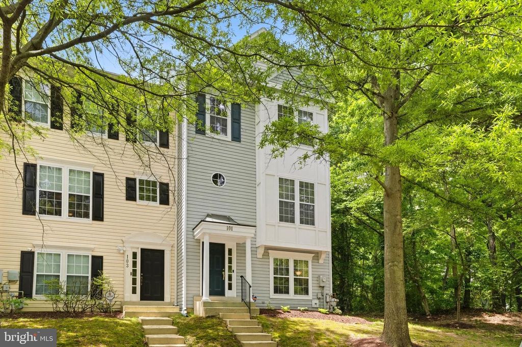 101 BLACKBIRD HILL LN, Laurel, MD 20724