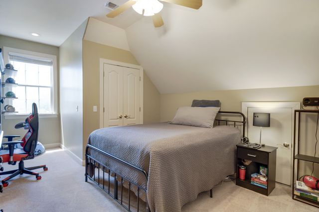 8216 W Chase Ct, Nashville, TN 37221