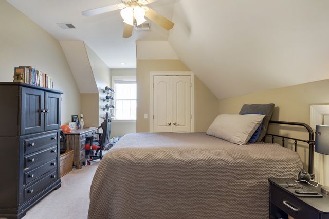8216 W Chase Ct, Nashville, TN 37221