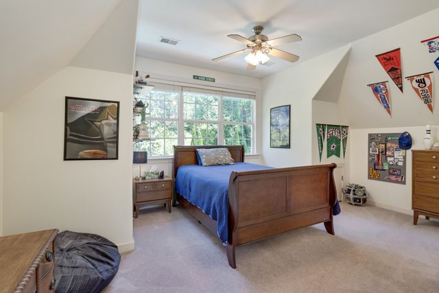 8216 W Chase Ct, Nashville, TN 37221