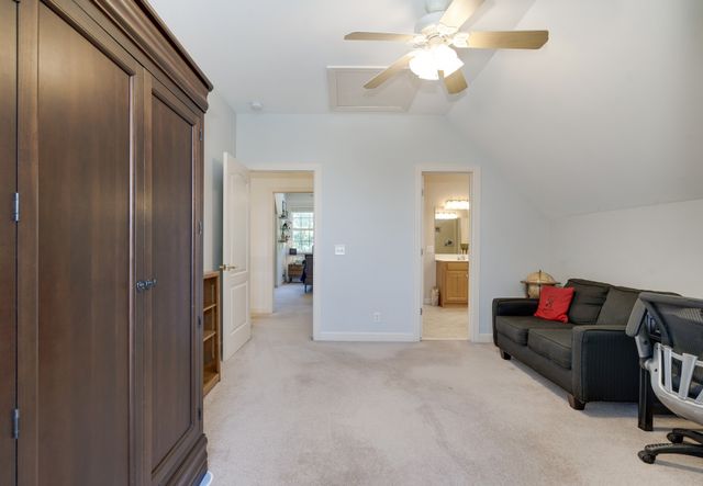 8216 W Chase Ct, Nashville, TN 37221