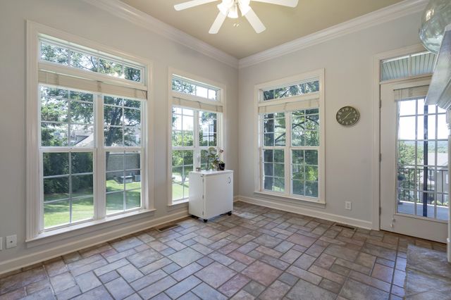 8216 W Chase Ct, Nashville, TN 37221