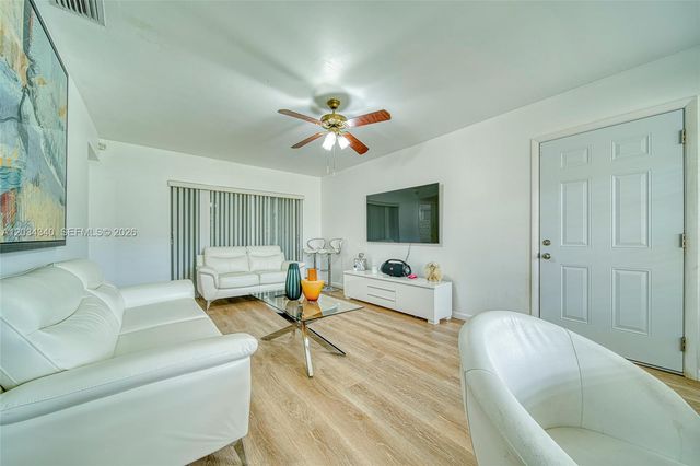 11331 SW 176 th St, Miami, FL 33157