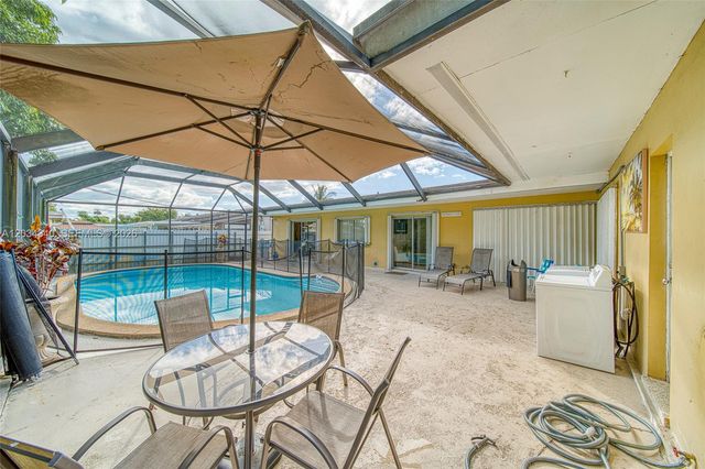 11331 SW 176 th St, Miami, FL 33157