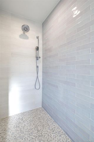 26 Marlin Lane, Port Washington, NY 11050