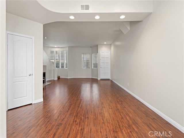 408 W Queen Street 111, Inglewood, CA 90301