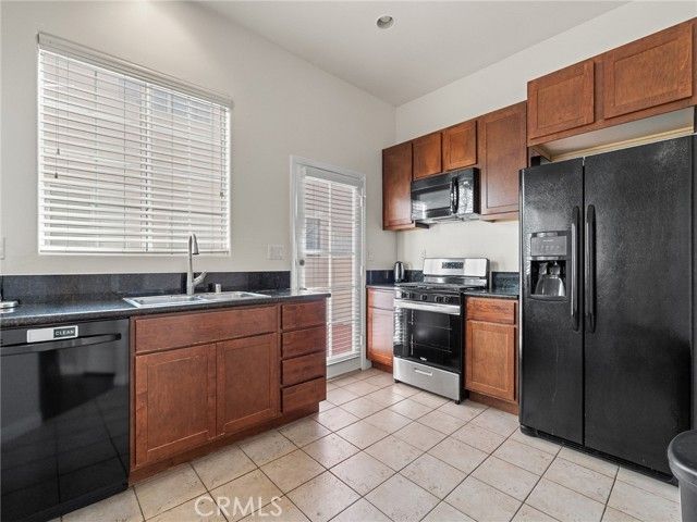 408 W Queen Street 111, Inglewood, CA 90301