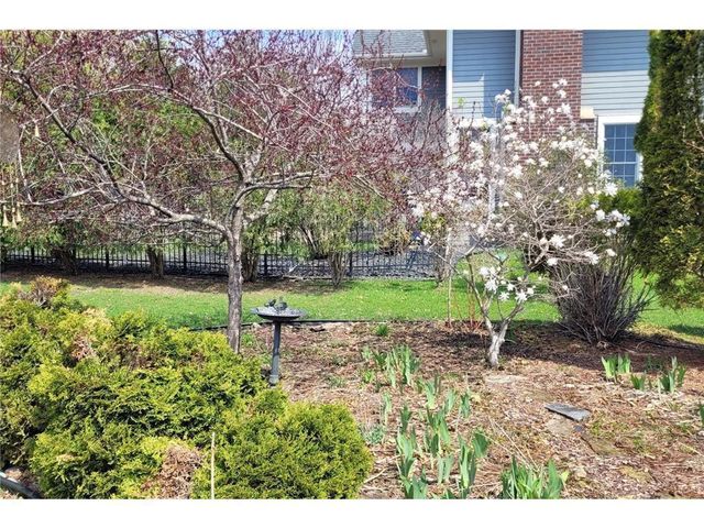 8048 Marsh Creek Alcove, Woodbury, MN 55125