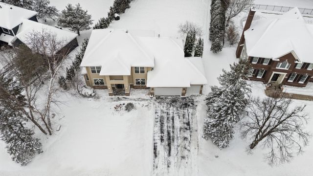 8048 Marsh Creek Alcove, Woodbury, MN 55125