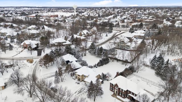 8048 Marsh Creek Alcove, Woodbury, MN 55125