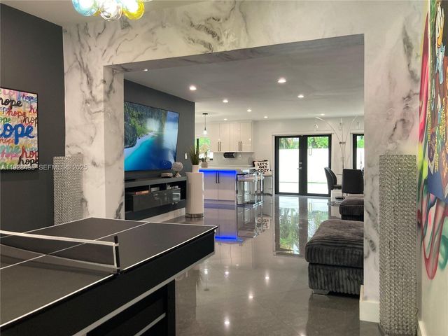 7524 Mutiny Ave, North Bay Village, FL 33141