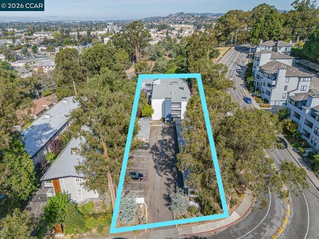 944 Walpert St, Hayward, CA 94541