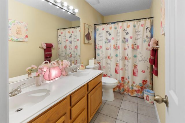 7415 Shangrila Lane, Houston, TX 77095
