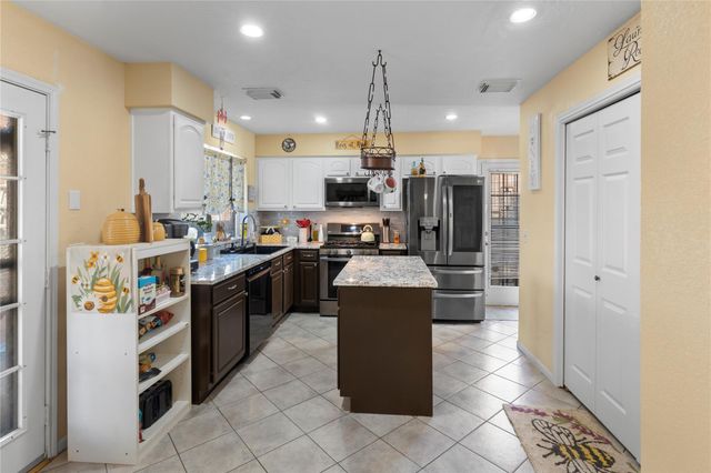 7415 Shangrila Lane, Houston, TX 77095