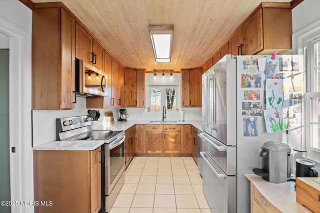 24764 Bradner Road, Genoa, OH 43430