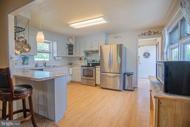 274 WYANDOTTE RD, Fairless Hills, PA 19030