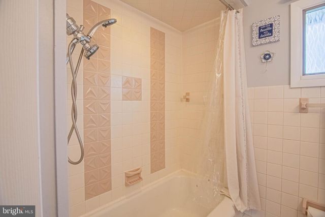 274 WYANDOTTE RD, Fairless Hills, PA 19030