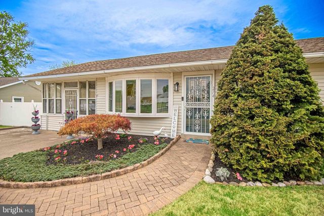 274 WYANDOTTE RD, Fairless Hills, PA 19030