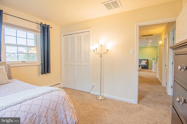 274 WYANDOTTE RD, Fairless Hills, PA 19030