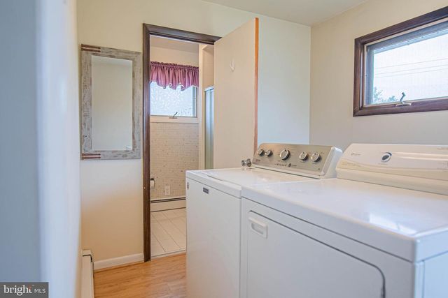 274 WYANDOTTE RD, Fairless Hills, PA 19030