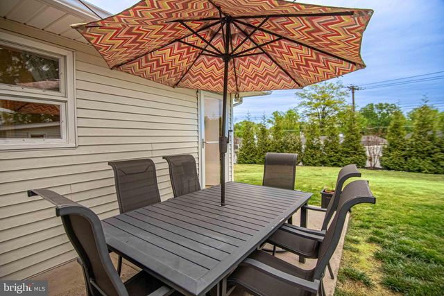 274 WYANDOTTE RD, Fairless Hills, PA 19030