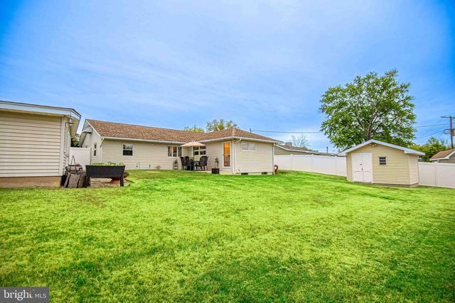 274 WYANDOTTE RD, Fairless Hills, PA 19030
