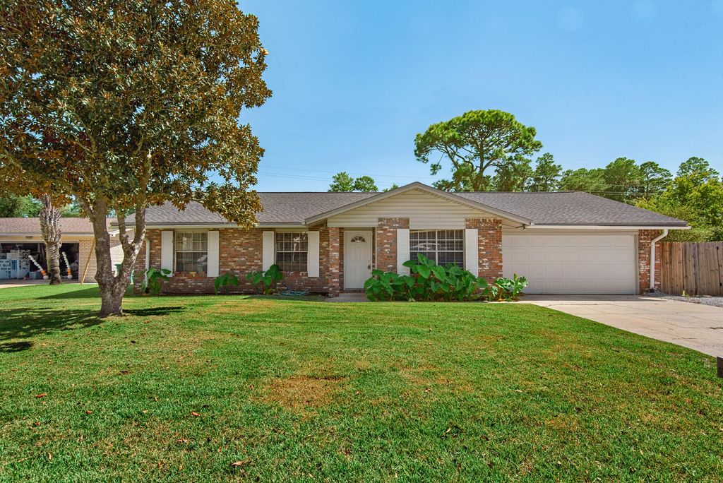 1516 Royal Palm Drive, Niceville, FL 32578