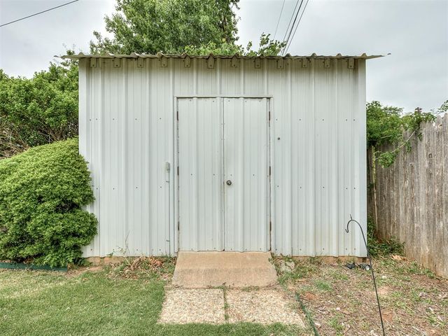 4709 NW 74th Street, Oklahoma City, OK 73132