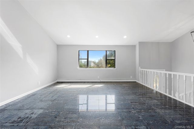 25 Marshall Street, Patchogue, NY 11772