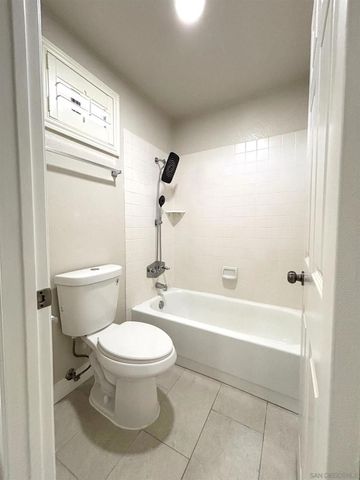 672 CHATEAU PLACE, Escondido, CA 92029