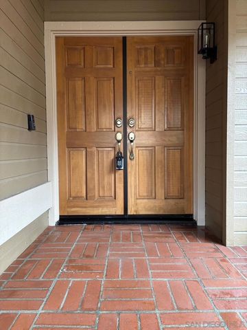 672 CHATEAU PLACE, Escondido, CA 92029